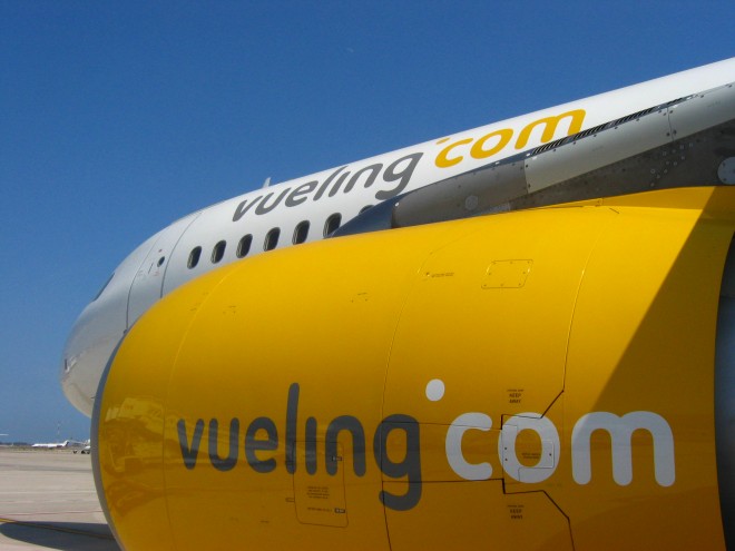 Vueling y Telefónica llevarán WiFi a los aviones